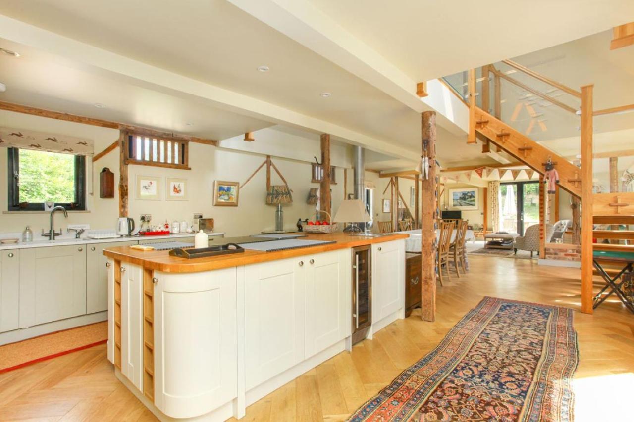 Duckpitts Barn Villa Canterbury Exterior photo
